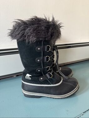Sorel Kids Black Faux-Fur Lace-Up Winter Boots size 5